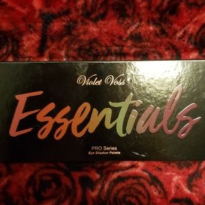 5 for $30 Violet Voss Essentials